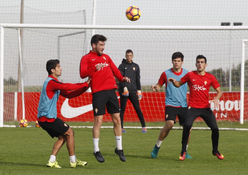 El Sporting se prepara para el partido en La Rosaleda