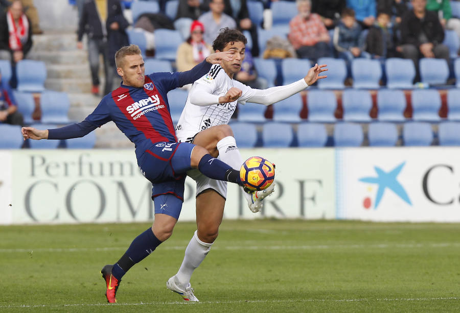 El Huesca - Real Oviedo, en imágenes