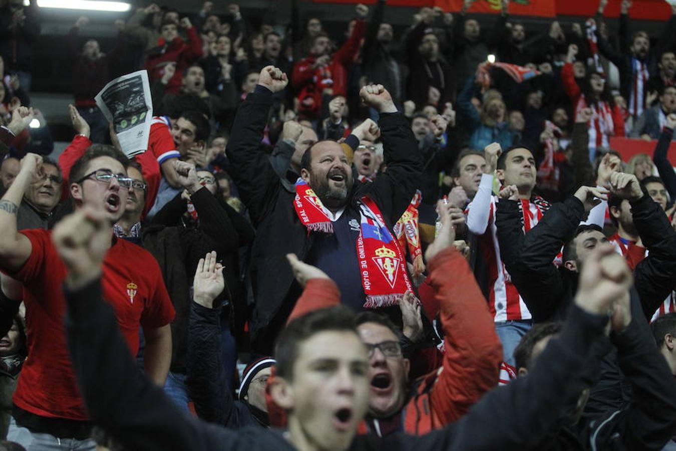 ¿Estuviste en el Sporting - Real Sociedad? ¡Búscate! (3)