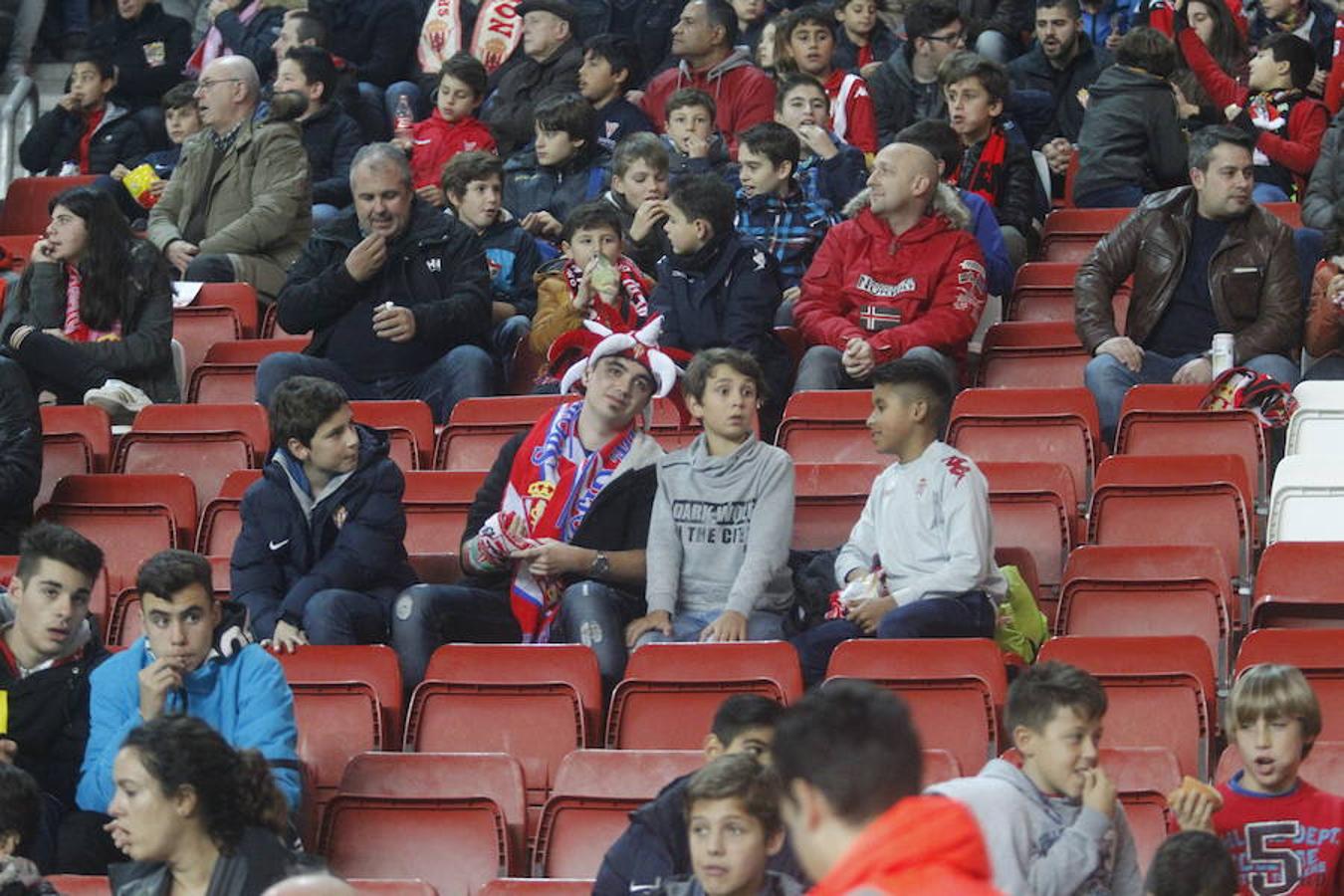 ¿Estuviste en el Sporting - Real Sociedad? ¡Búscate! (3)