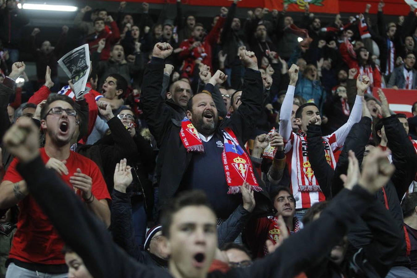 ¿Estuviste en el Sporting - Real Sociedad? ¡Búscate! (3)