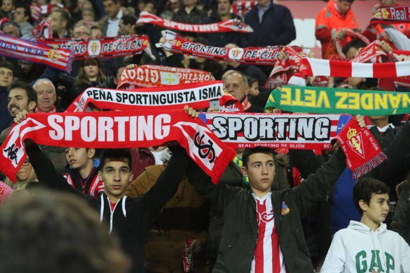 ¿Estuviste en el Sporting - Real Sociedad? ¡Búscate! (3)