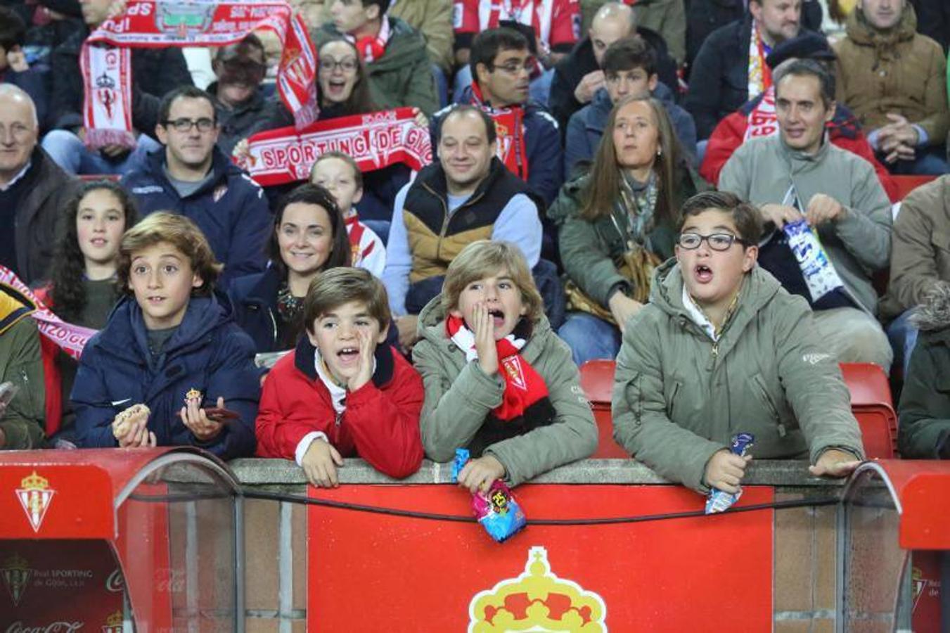 ¿Estuviste en el Sporting - Real Sociedad? ¡Búscate! (3)