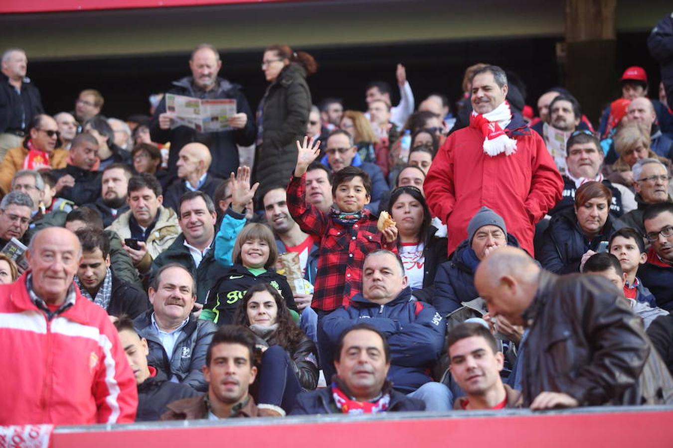 ¿Estuviste en el Sporting 1 - 3 Villarreal? ¡Búscate! (2)