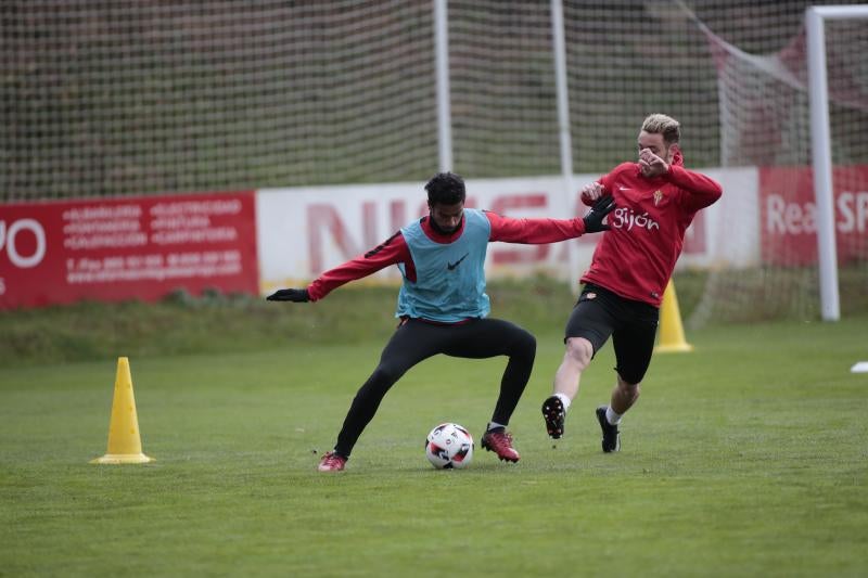 Entrenamiento del Sporting (19/12/16)