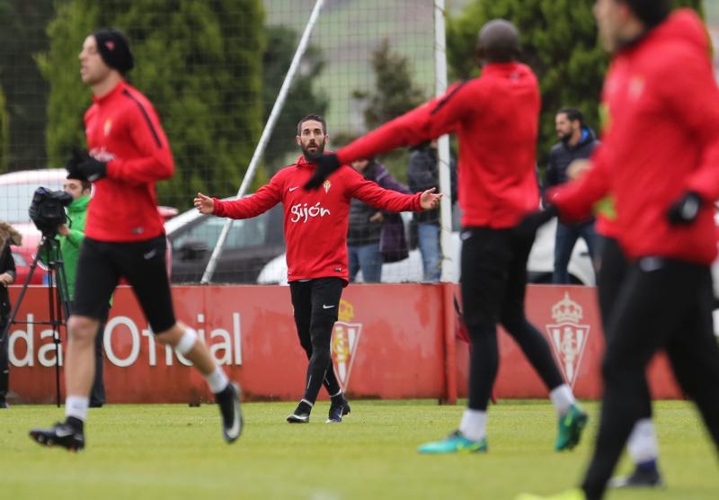 Entrenamiento del Sporting (10/01/17)