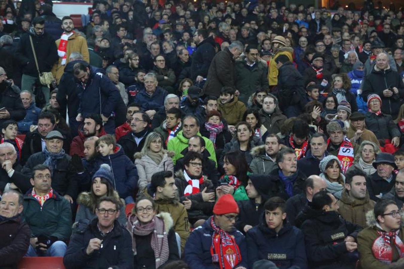 ¿Estuviste en el Sporting - Eibar? ¡Búscate en la Mareona! (2)