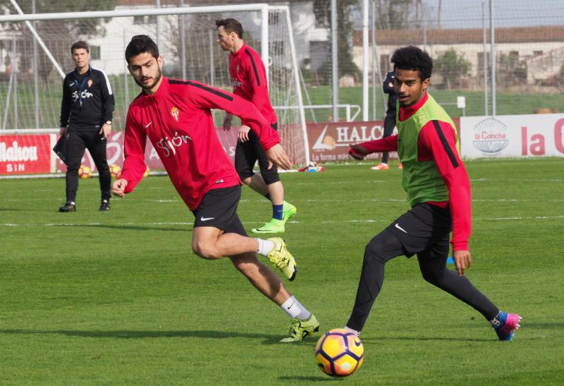 Entrenamiento del Sporting (15/02/17)