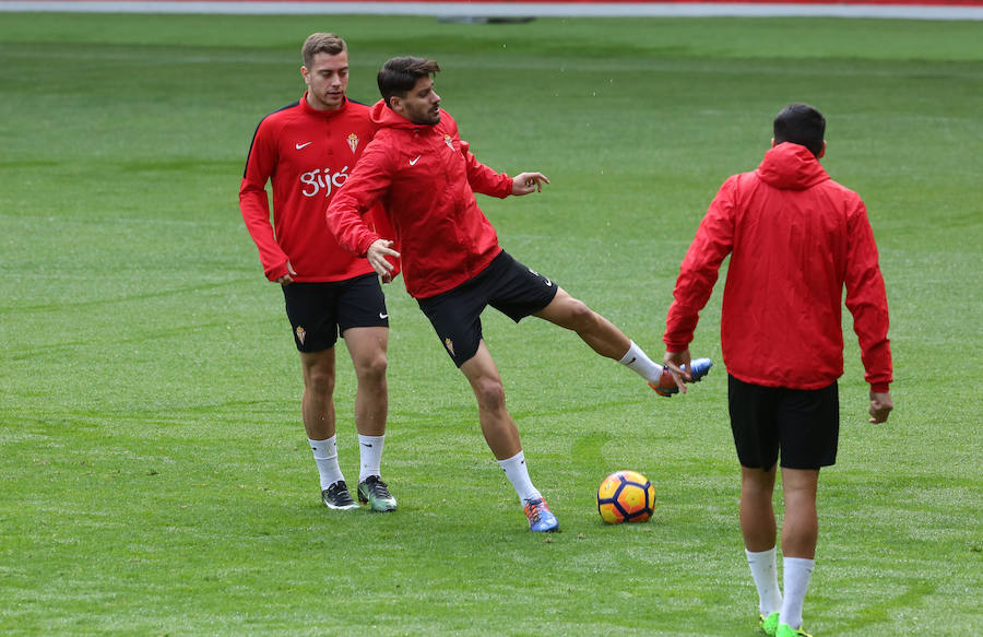 Entrenamiento del Sporting (24-02-2017)