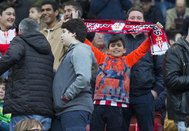 ¿Estuviste en el Sporting-Granada? ¡Búscate! (I)