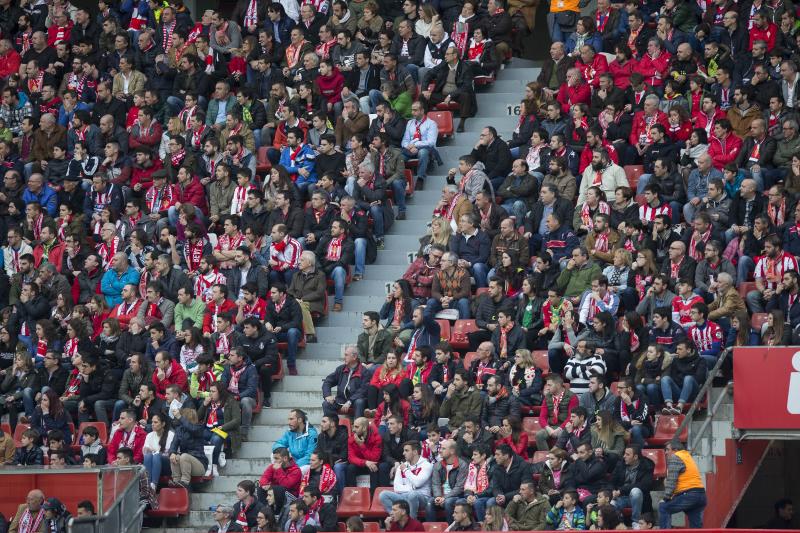 ¿Estuviste en el Sporting-Granada? ¡Búscate! (I)