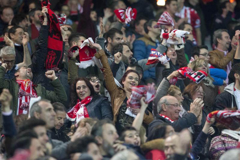 ¿Estuviste en el Sporting-Granada? ¡Búscate! (I)