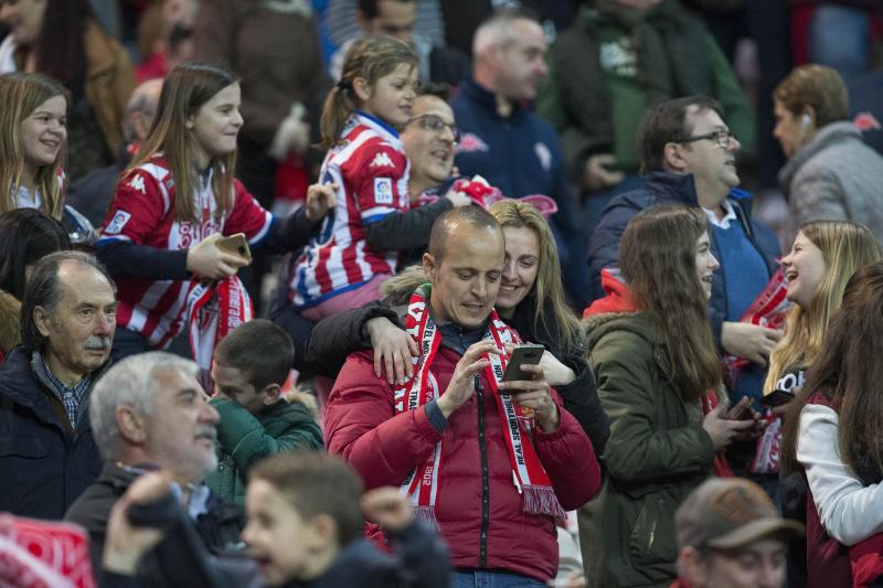 ¿Estuviste en el Sporting-Granada? ¡Búscate! (I)