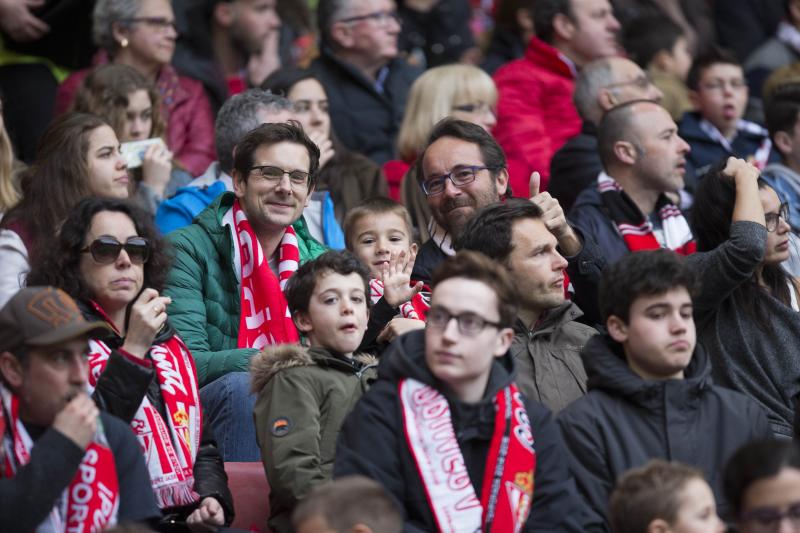 ¿Estuviste en el Sporting-Granada? ¡Búscate! (I)