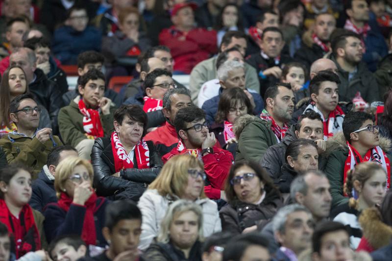 ¿Estuviste en el Sporting-Granada? ¡Búscate! (I)