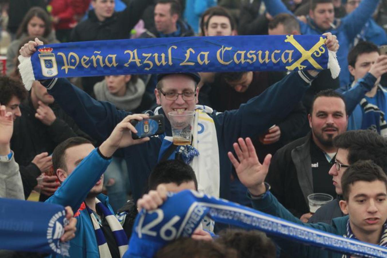 Las peñas azules celebran el 91 aniversario del Real Oviedo