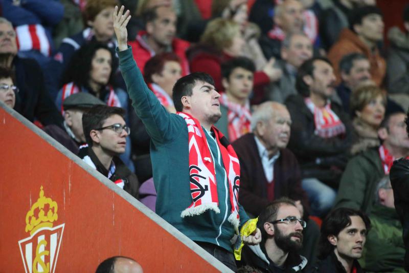 ¿Estuviste en el Sporting - Málaga? ¡Búscate! (2)