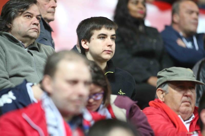 ¿Estuviste en el Sporting - Málaga? ¡Búscate! (2)