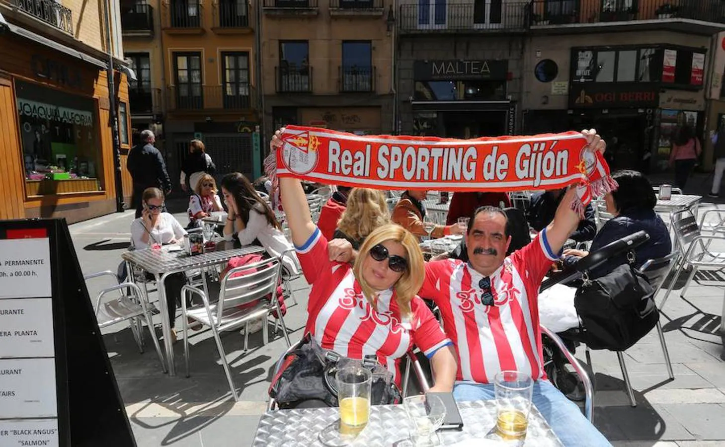 La Mareona, incondicional con el Sporting en Pamplona (II) 