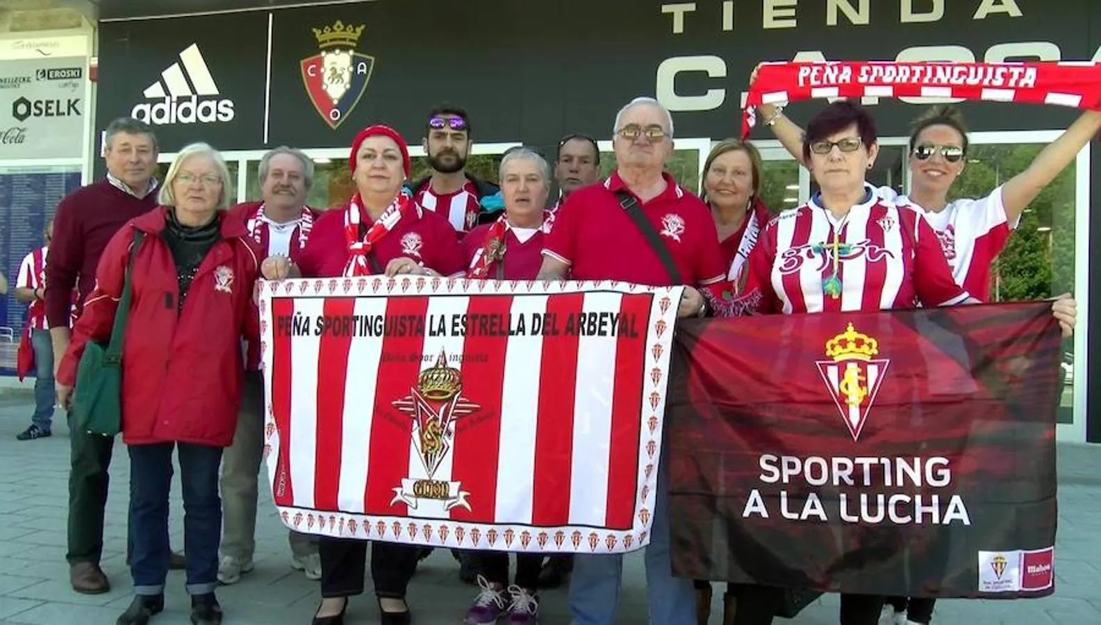La Mareona, incondicional con el Sporting en Pamplona