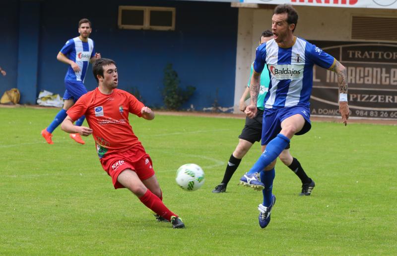 Las mejores imágenes del Real Avilés - Colunga