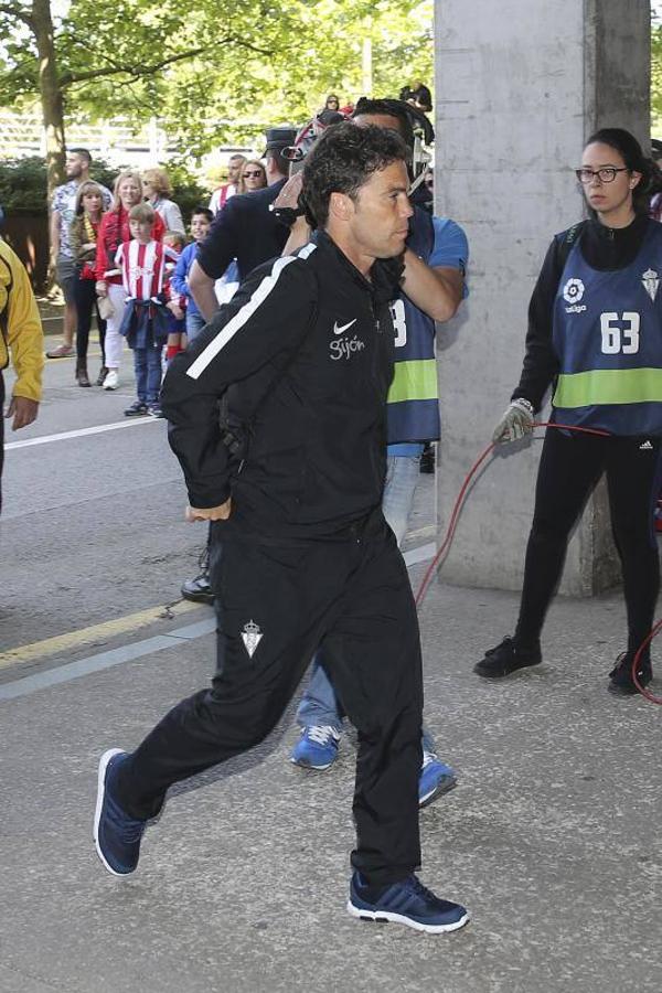 La afición del Sporting se concentra en el último encuentro de Liga del Sproting
