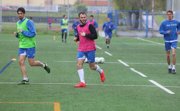 El Real Avilés forma su plantilla canteranos y franceses