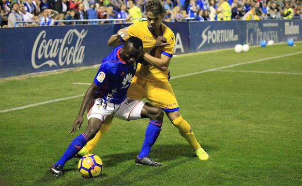 El Real Oviedo sigue sin reaccionar
