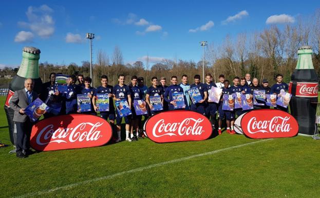 El Real Oviedo presenta su calendario Coca-Cola