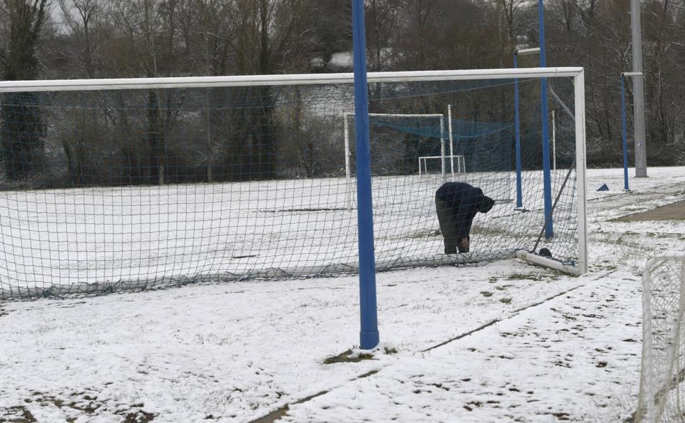 El Real Oviedo cambia de planes por el temporal