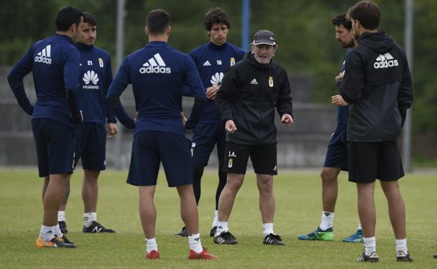 El Real Oviedo afina su puntería para Soria en el ensayo ante los juveniles