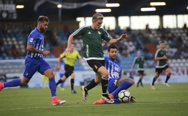 El Real Oviedo jugará en pretemporada contra la Ponferradina, la Gimnástica de Torrelavega y el Lugo