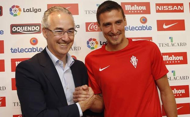 Scepovic: «Vengo para quedarme mucho tiempo»