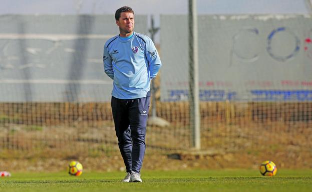 El Huesca, un líder en horas bajas