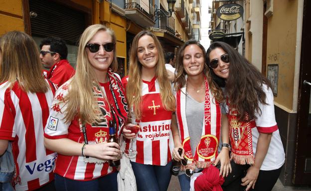 «No te escucho bien, esto está lleno de gente del Sporting»