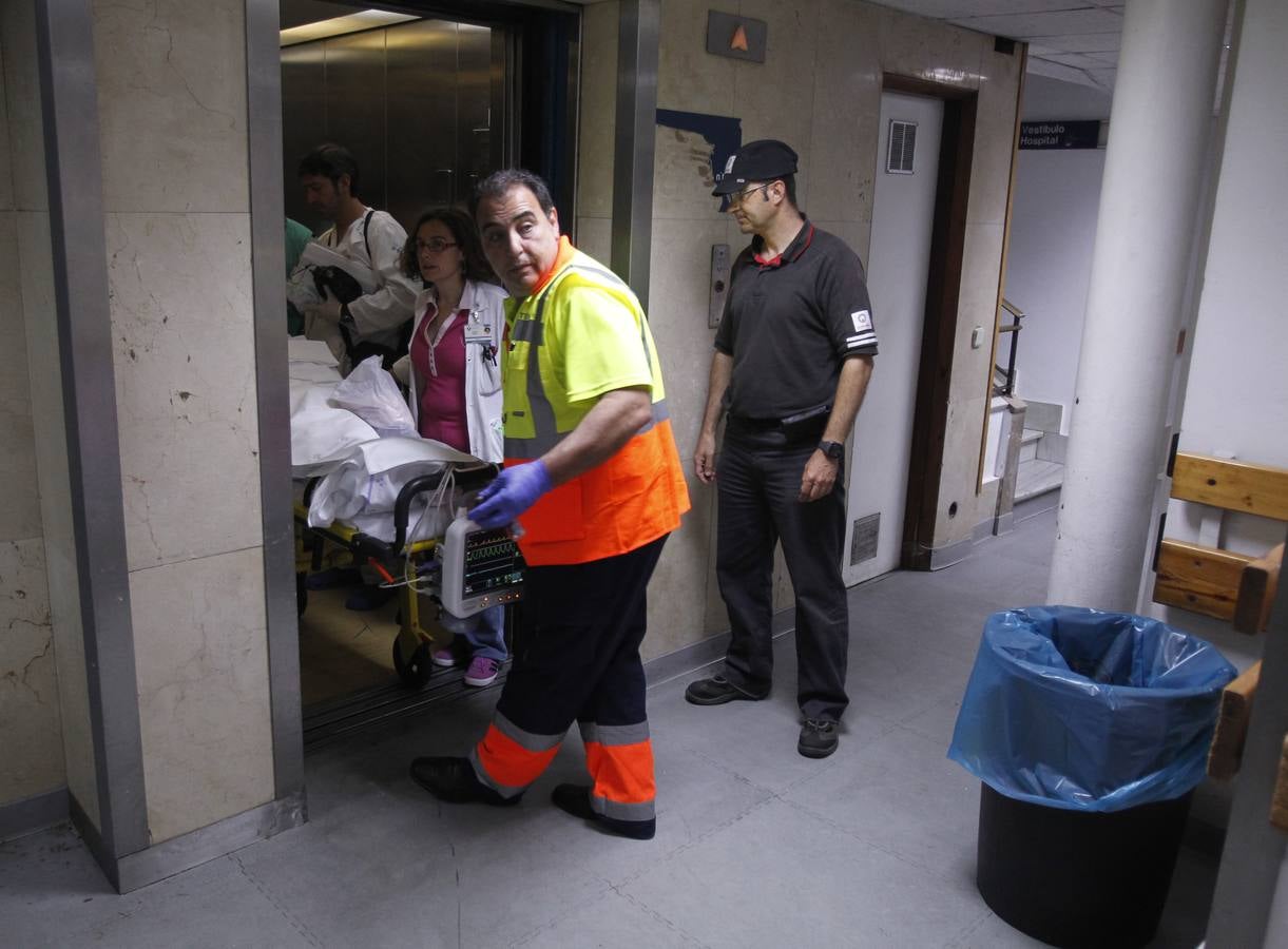 Las imágenes del traslado de los pacientes del viejo hospital al nuevo HUCA