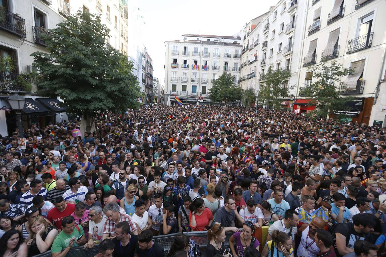 Conchita Wurst, gran estrella en el pregón del Orgullo madrileño