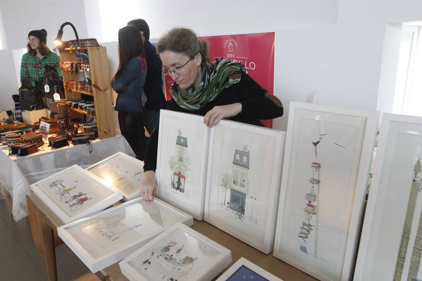 Mercadillo de artistas en La Laboral