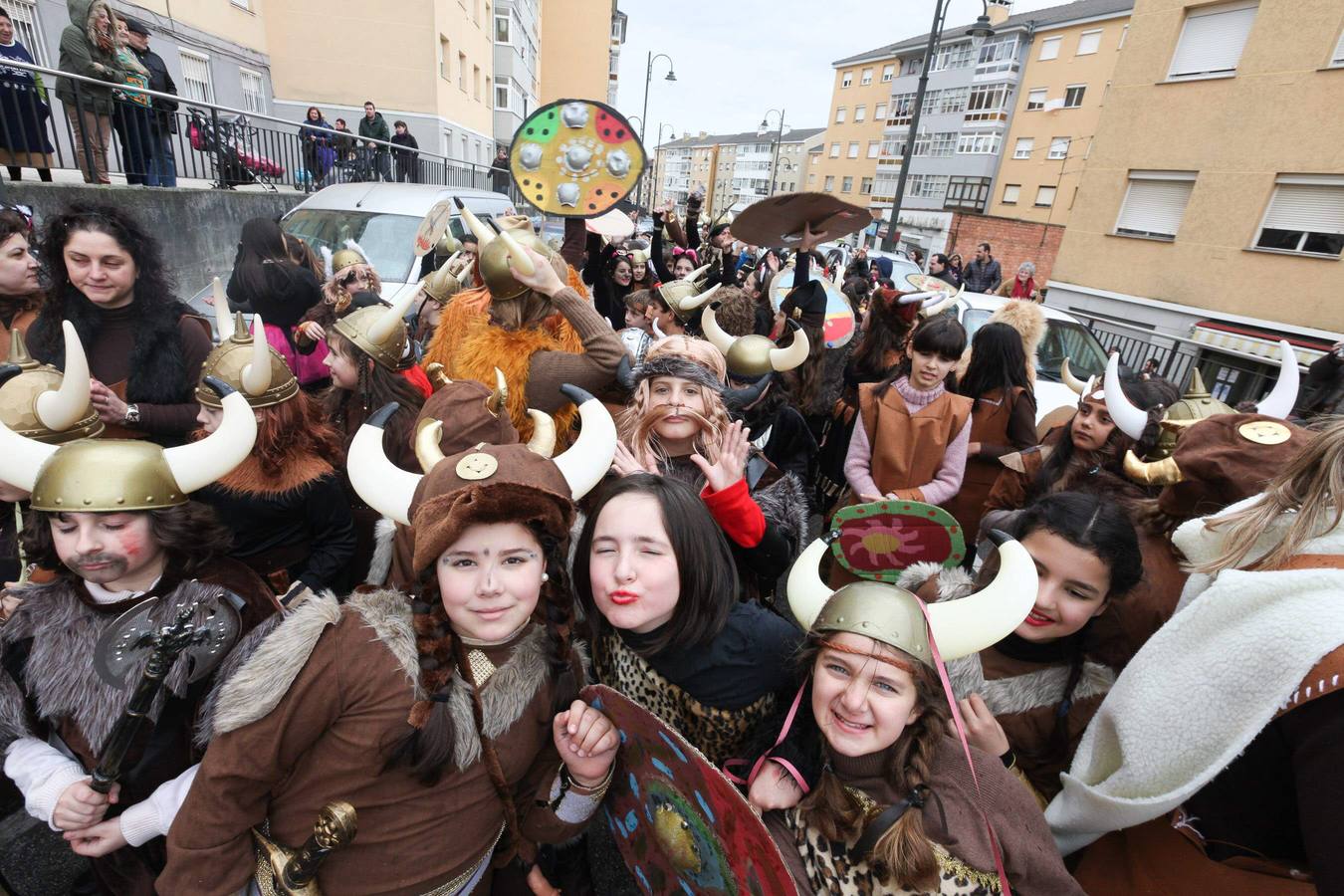 El Antroxu en los colegios y barrios de Avilés