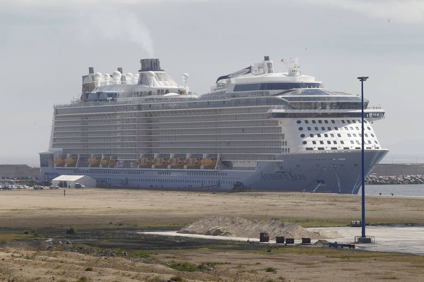 El Anthem of the Seas llega a Gijón