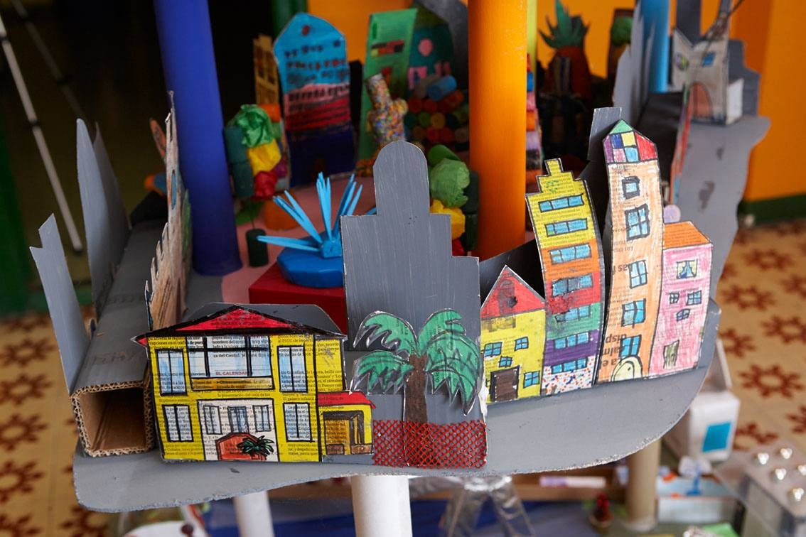 La Escuelona. 'Gijón en 3D'