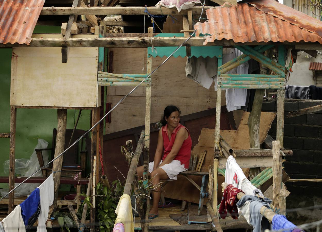 El tifón Melor se ceba con Filipinas