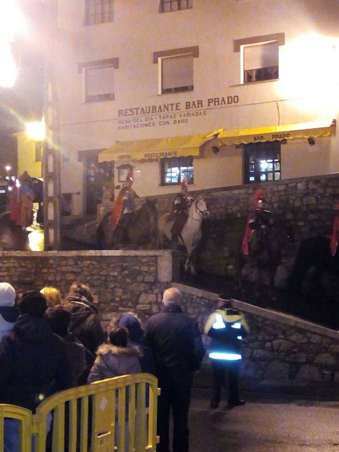 Cabalgatas de los Reyes Magos por el Occidente asturiano