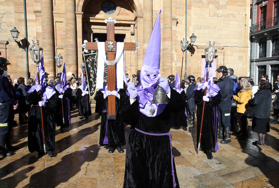 Procesión de la Soledad en Oviedo