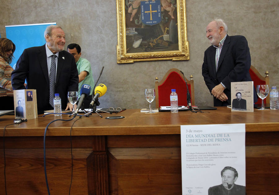 José Luis Balbín, primer Colegiado de Honor del Colegio de Periodistas de Asturias