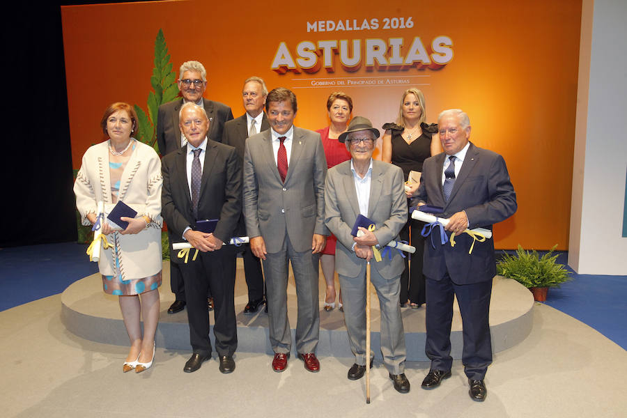 Las Medallas de Asturias, ejemplos de la sociedad