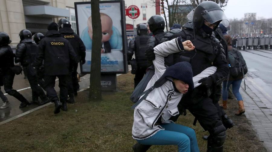 Violencia policial en Bielorrusia