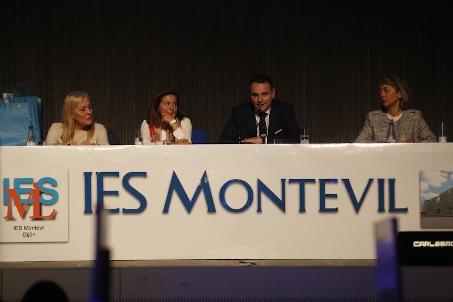 Despedida de los bachilleres del Montevil