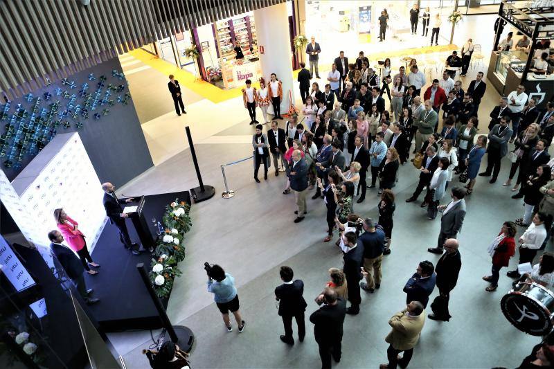 Inauguración de la nueva planta de Intu