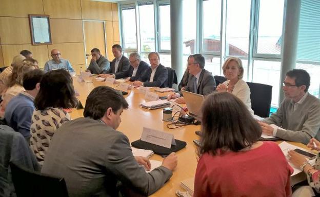 El Principado instalará nuevos medidores para controlar las emisiones de El Musel y Aboño